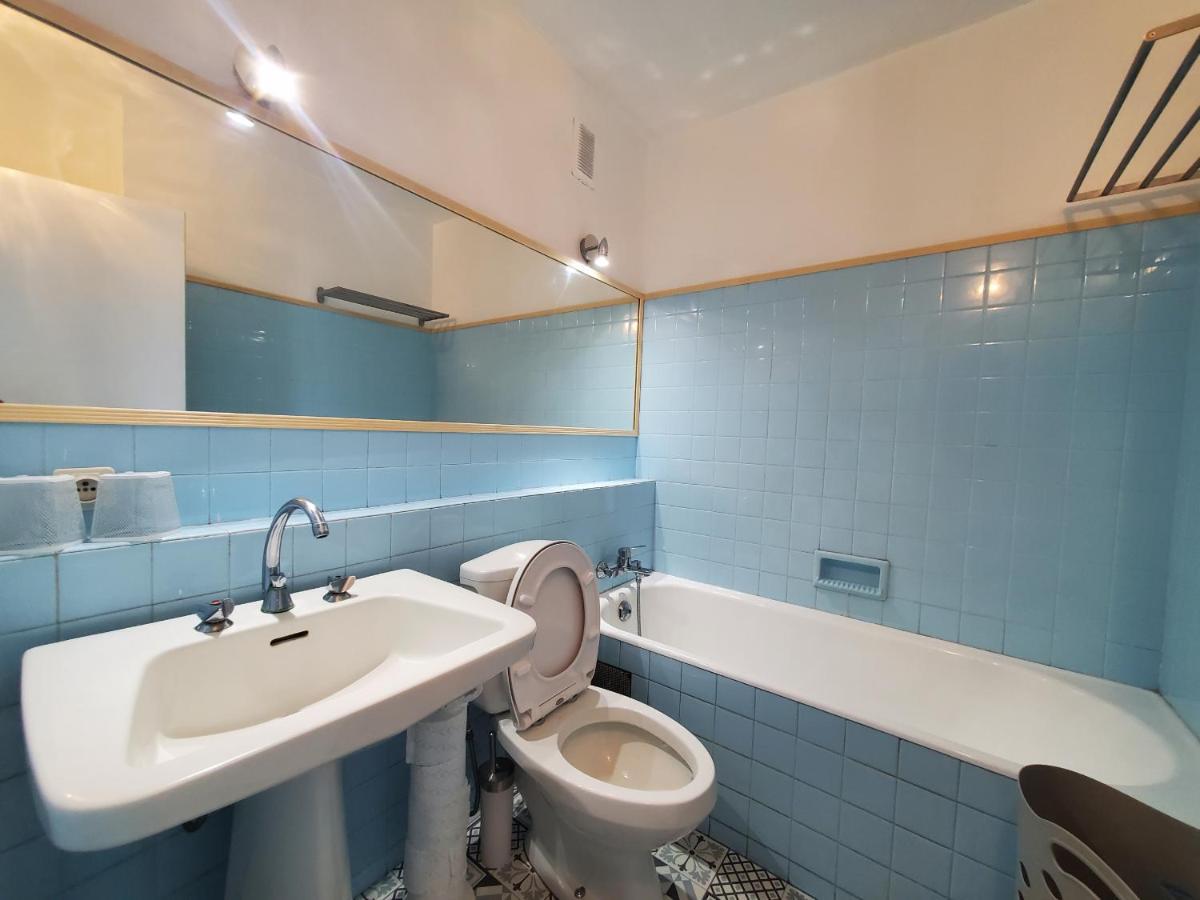 Apartment Tour Mediterranee 10e Etage T2 38m2 *